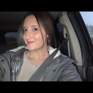 Meet your Posher, Kimberly